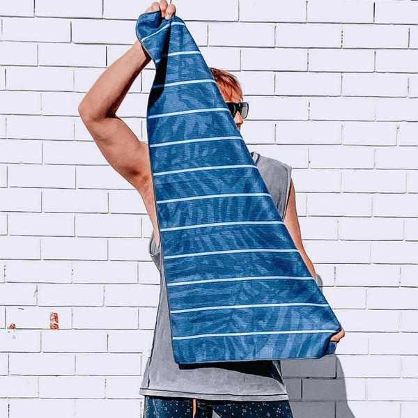 Breathing Travel - Gym Towel Island Nights