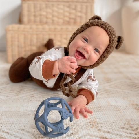 The Living Textiles - Silicone Teething Ball Steel Blue - Twostreetsover